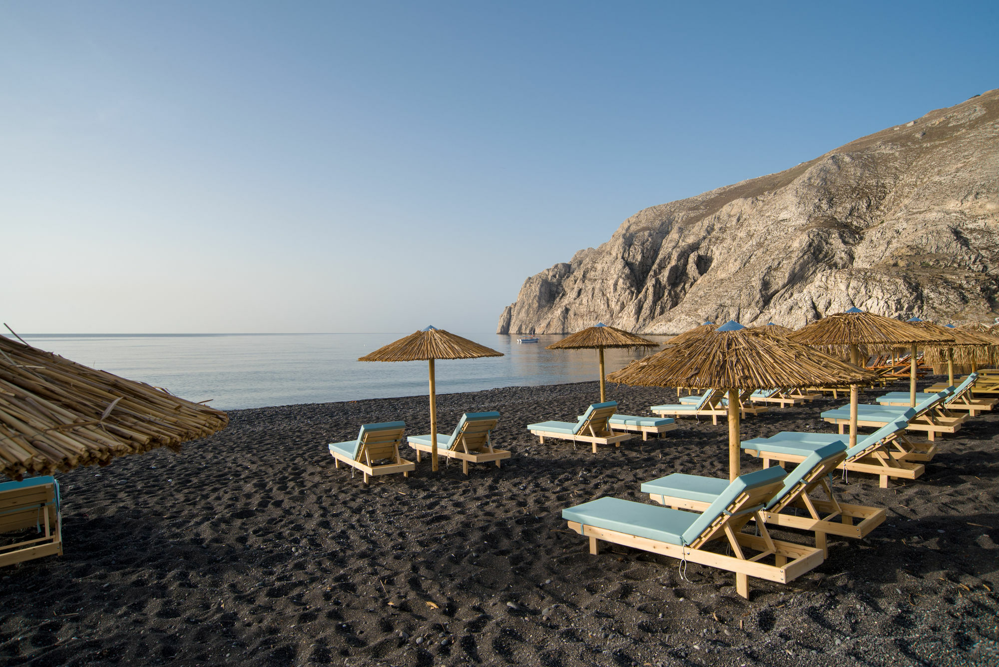 Santorini Crystal Blue Boutique Hotel Kamari  Exterior photo